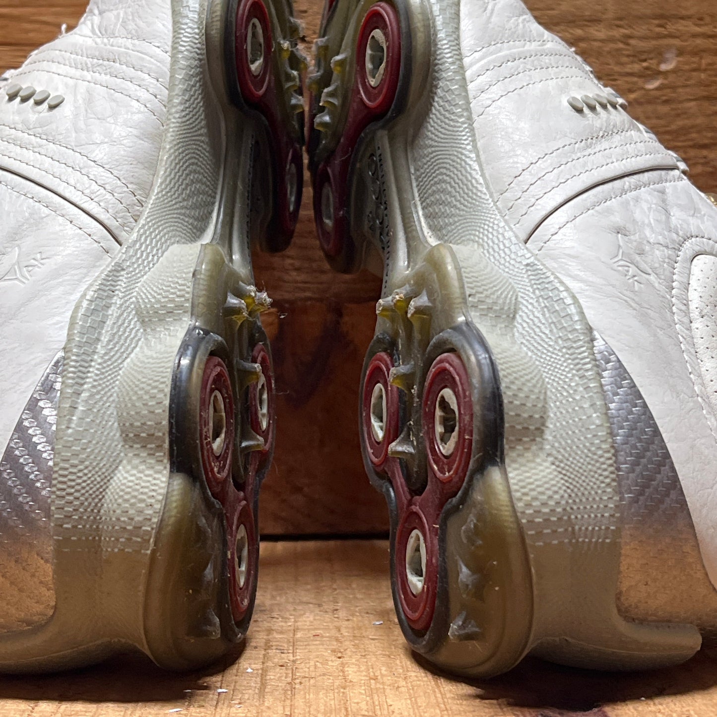 Men’s Ecco Biom Cleated Golf Shoe 43EU •White/Grey• Hydromax Yak Leather