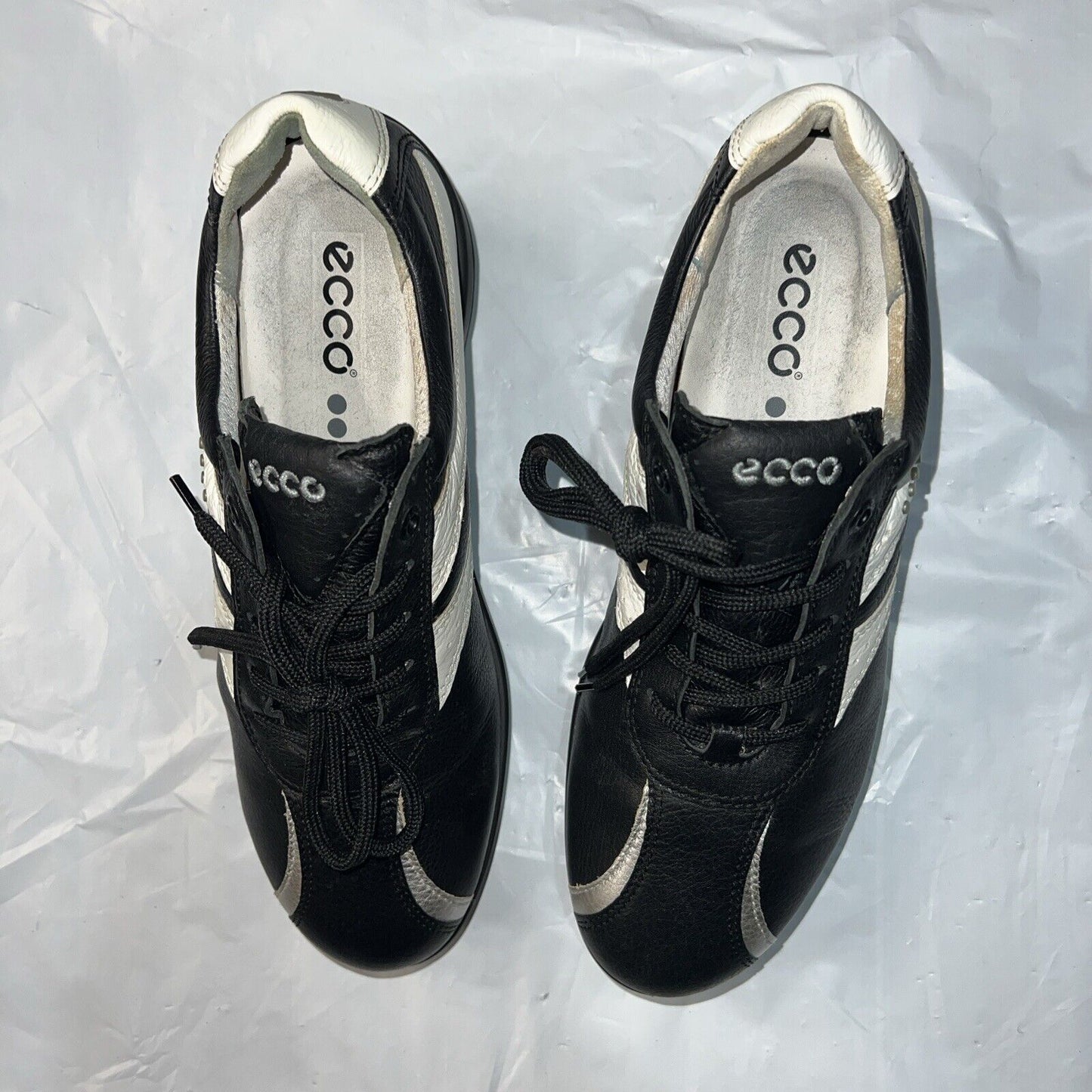 Women’s EccoSpiked Golf Shoe 38EU Black/White/Silver Hydromax Leather