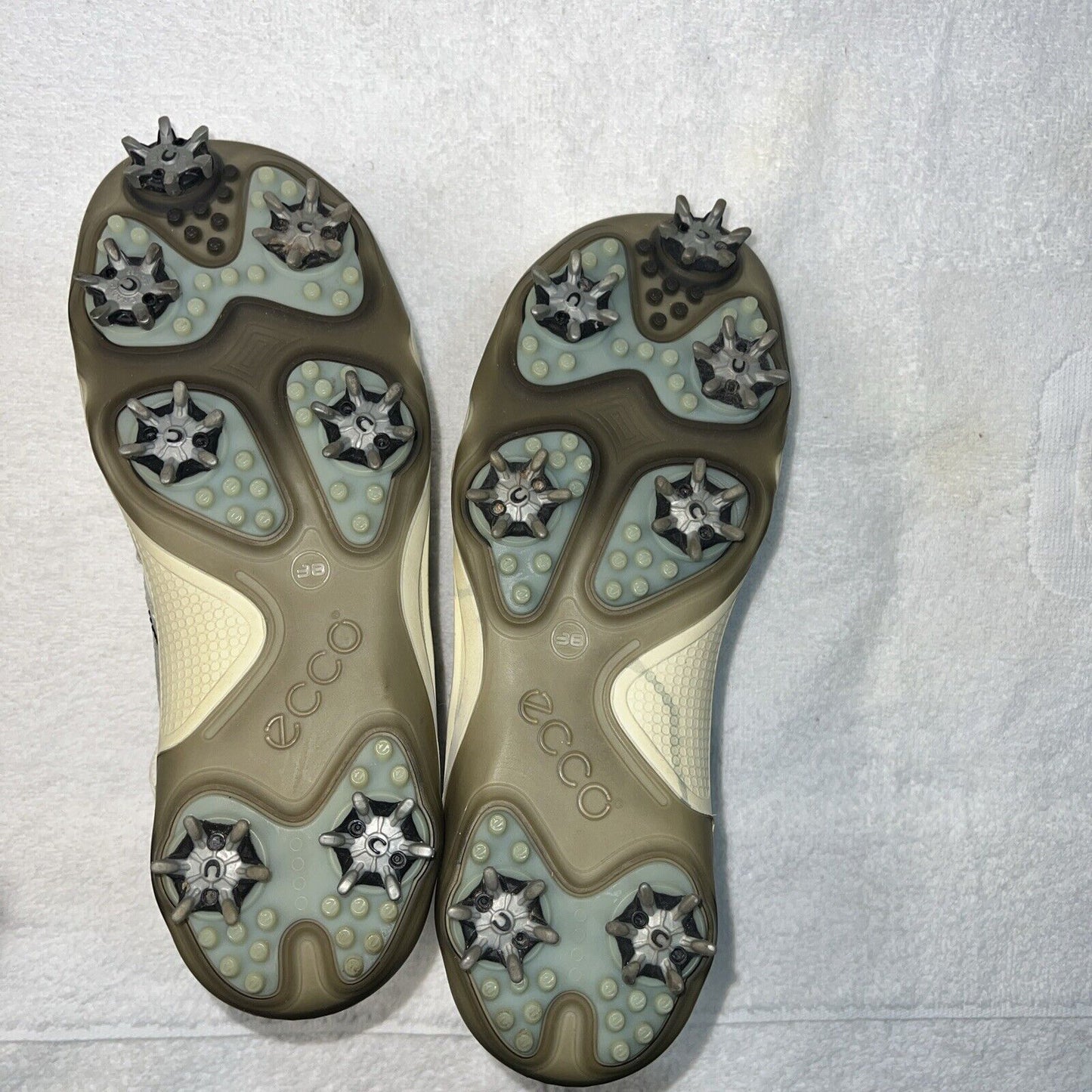 Women’s Ecco Spiked Golf Shoe 38EU White/Silver Gortex Leather