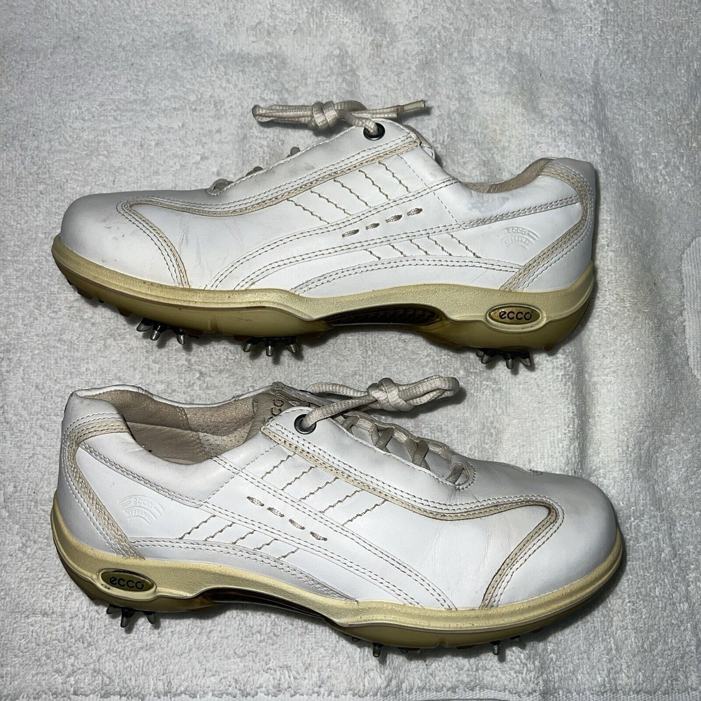 Women’s Ecco Spiked Golf Shoe 39EU White Hydromax Leather