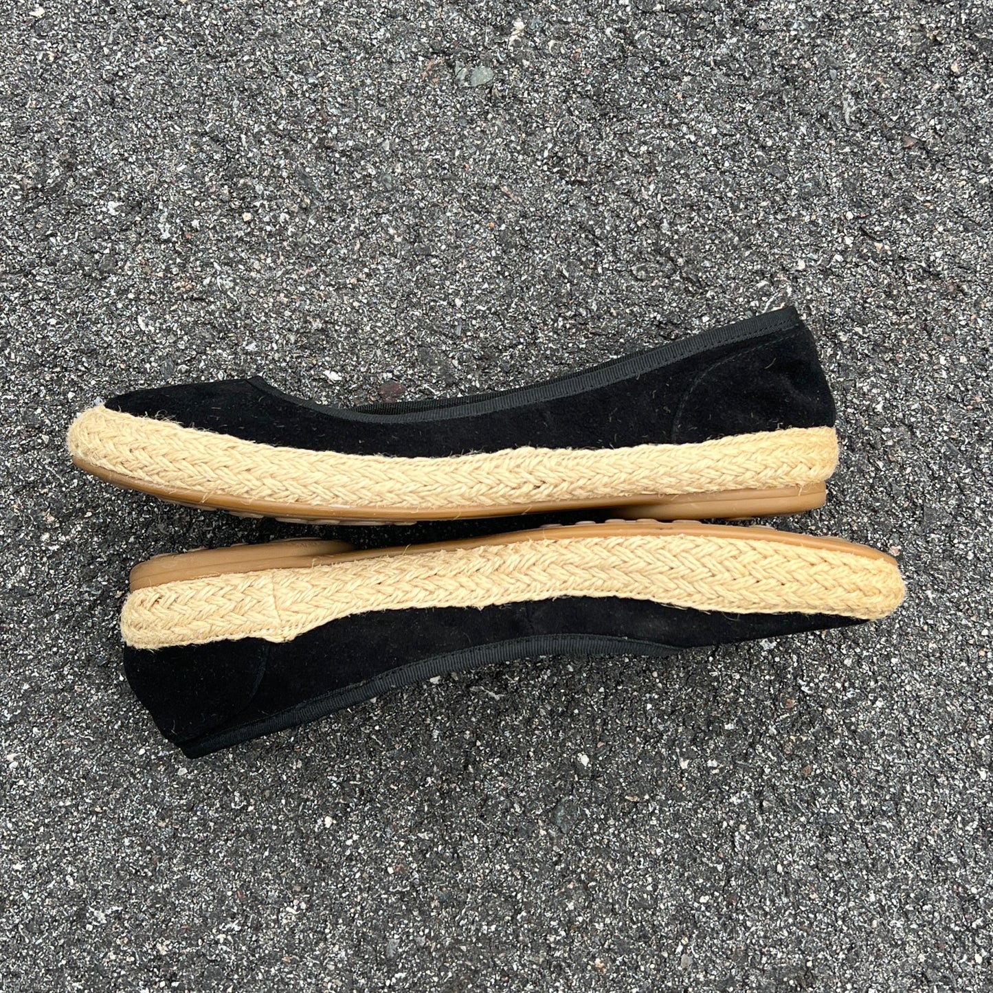 Woman’s Sofft Jute Wrapped Almond-toe Suede Slip-on 7.5M Black Leather