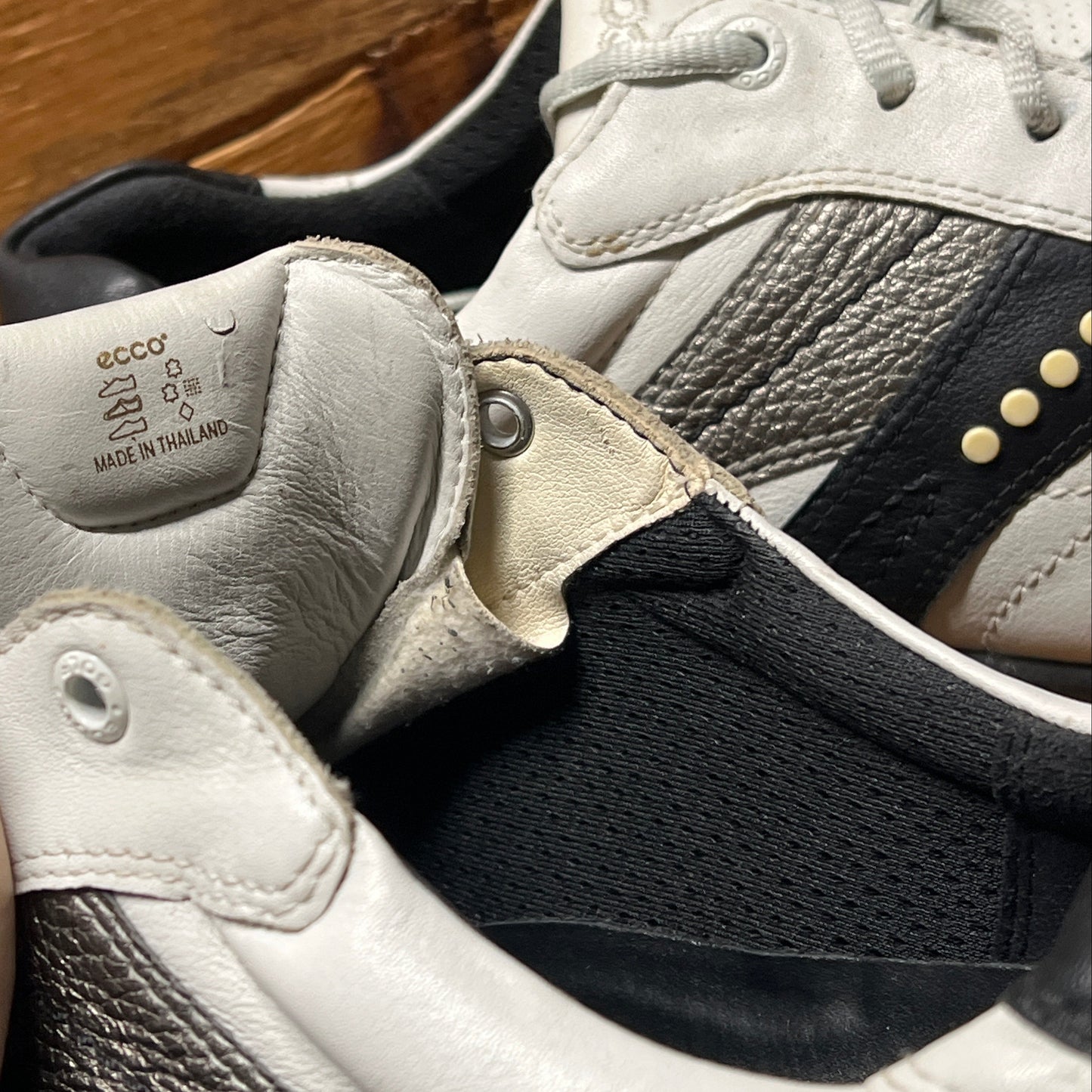 Men’s Ecco Hydomax Cleated Golf Shoe • White/Black Leather • Size 46