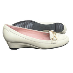 Women’s Taryn Rose •Palmer• Horse-Bit Wedge Slip on 6M Winter White Leather