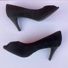 Woman’s Ecco Peep-toe Pump 39M Black Suede Leather