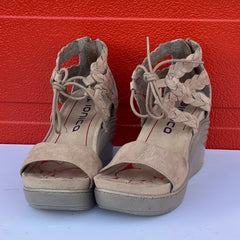 Woman’s Bionica Sunset Platform Sandal 6M Baywater Nubuck leather