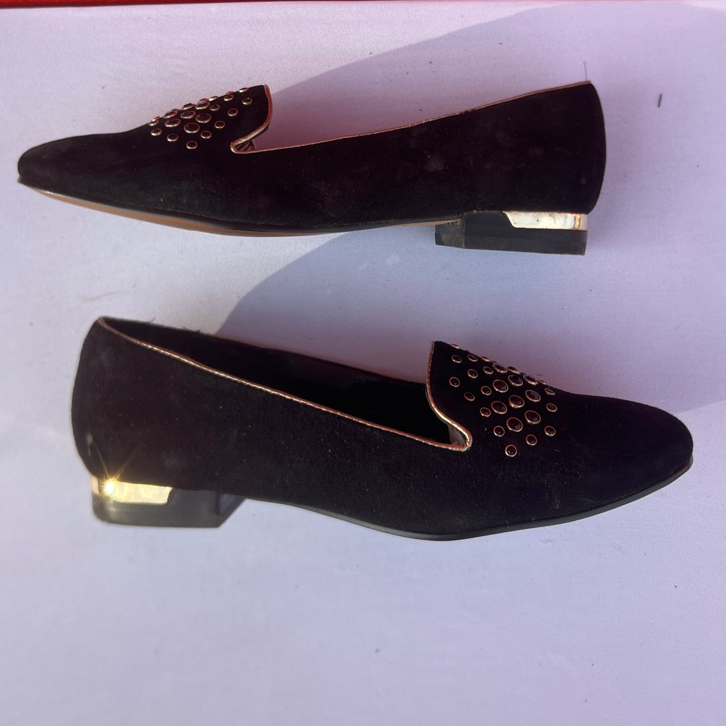 Woman’s Isola •Donna• Jeweled Smoking Shoe 6M Black Suede Leather