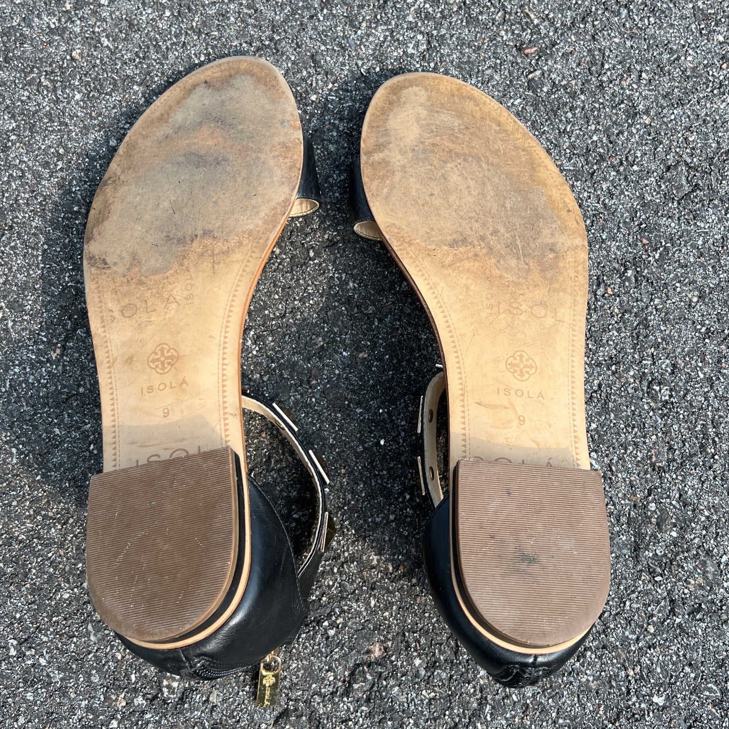 Isola Women's •Adette• Studded Sandal 9M Black Leather