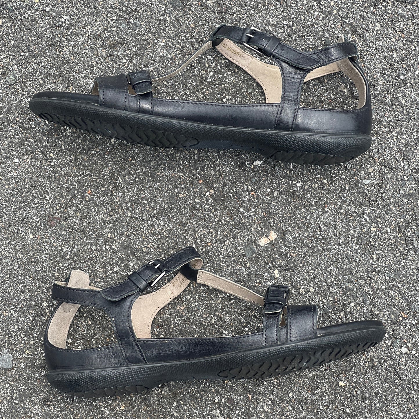 Ecco Women's T-Strap Sandal EU36M Black Leather