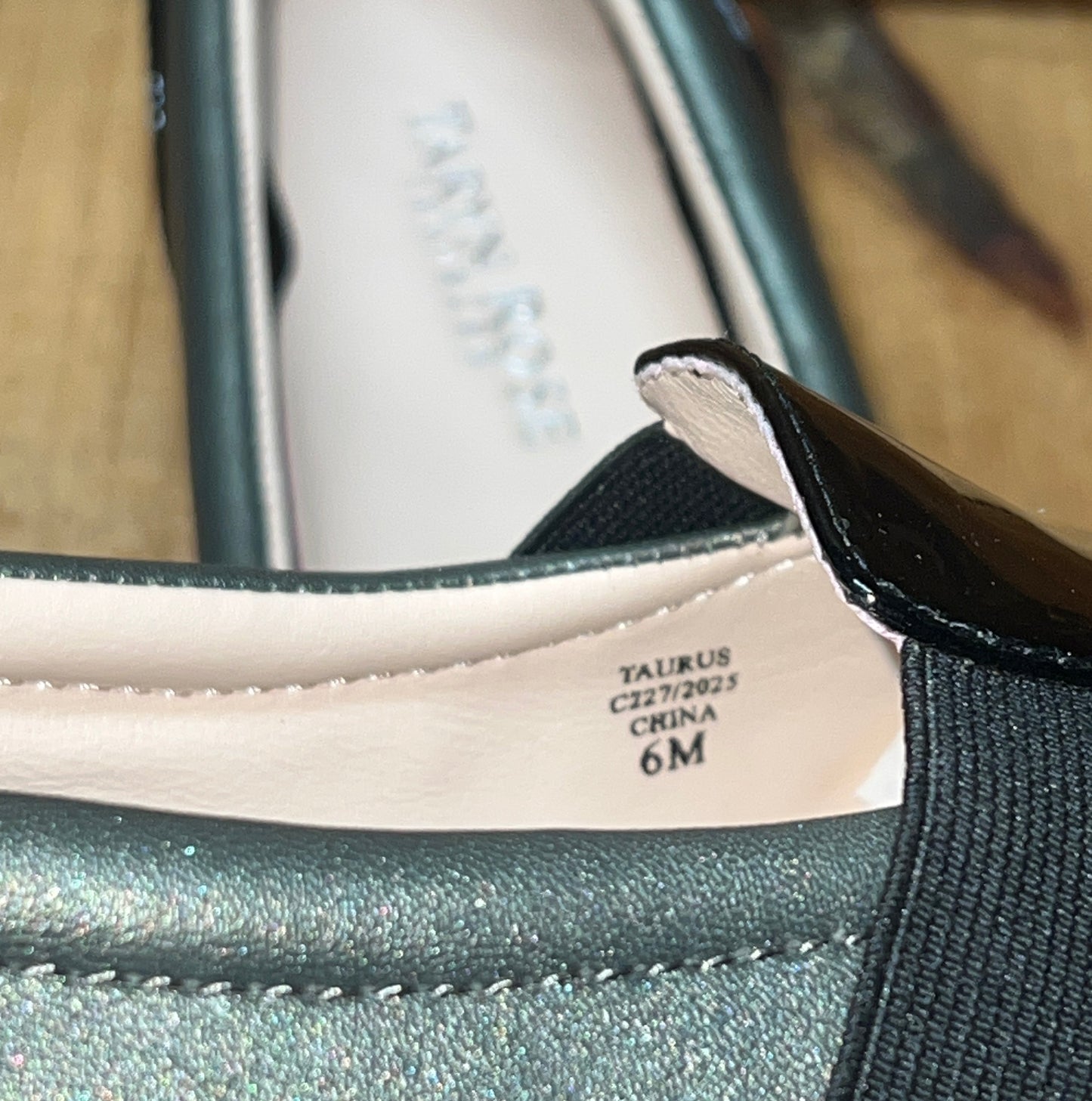 Women’s Taryn Rose-Traveler •Taurus • Elastic-gored Slip on 6M  Pewter leather /Black patent