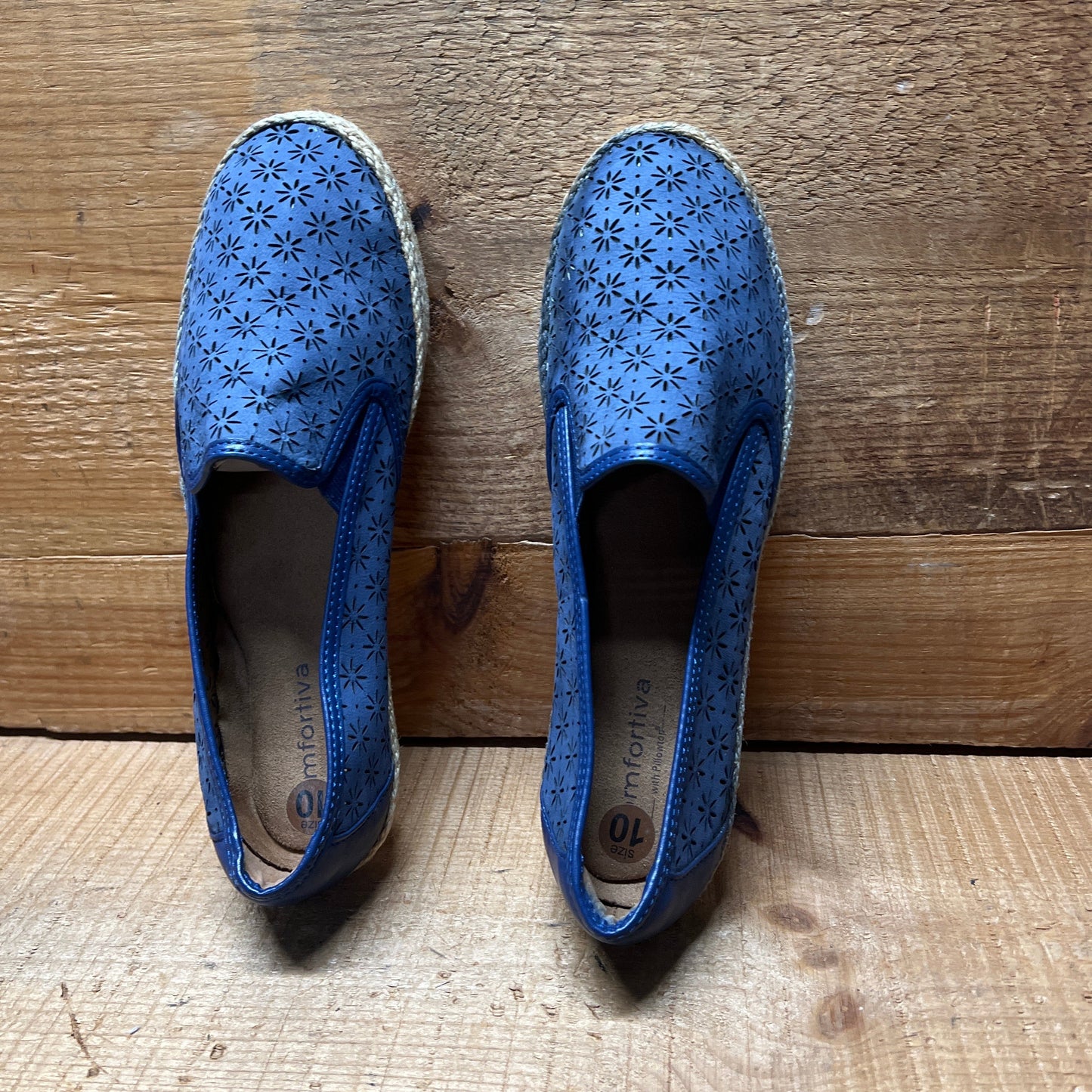 COMFORTIVA Women's •Sifton• Slip-on Espadrille 10M Navy Nubuck Leather