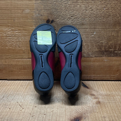 Women’s Taryn Rose - Traveler •Taurus •Leather Elastic-gore Slip on 6M  Red Napa /Black Patent