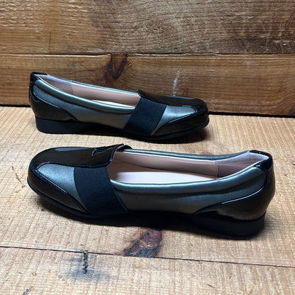 Women’s Taryn Rose-Traveler •Taurus • Elastic-gored Slip on 6M  Pewter leather /Black patent