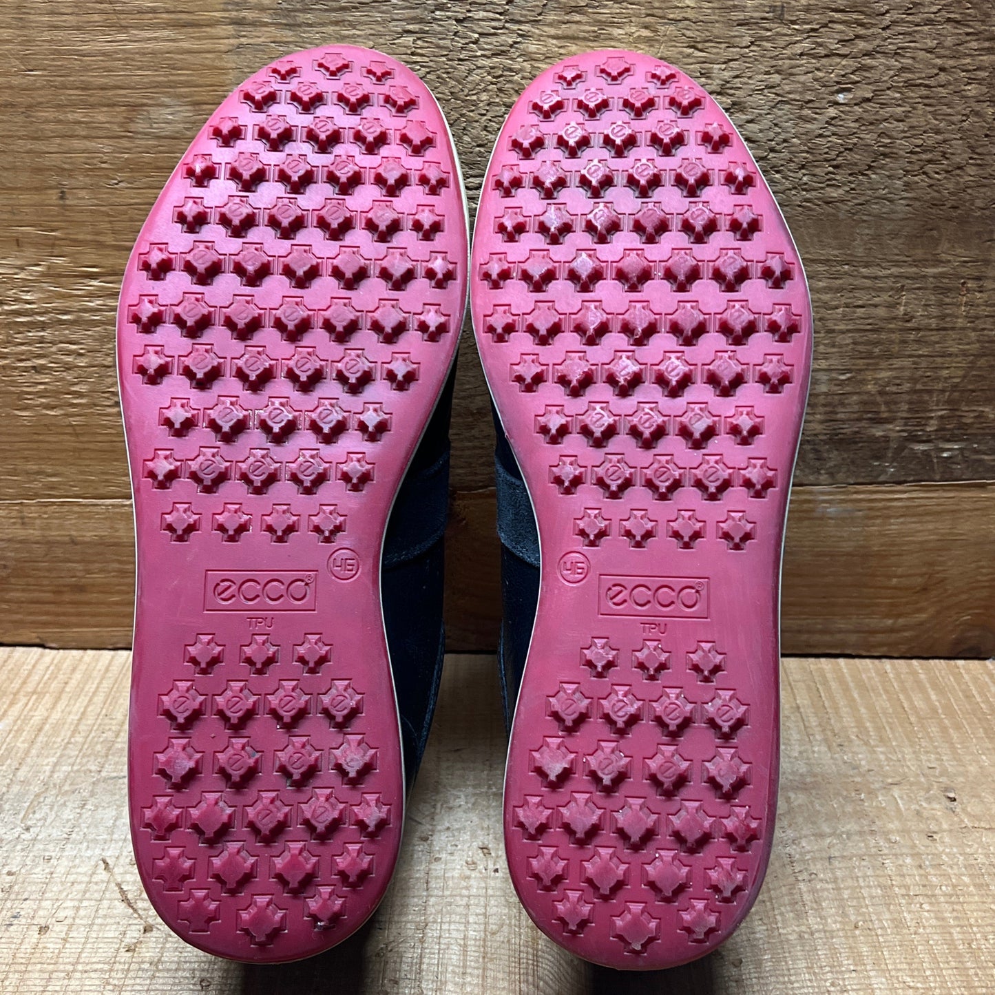 Men’s Ecco Street Premier Cleat-less Golf Shoe 46EU • Black/Red • Leather