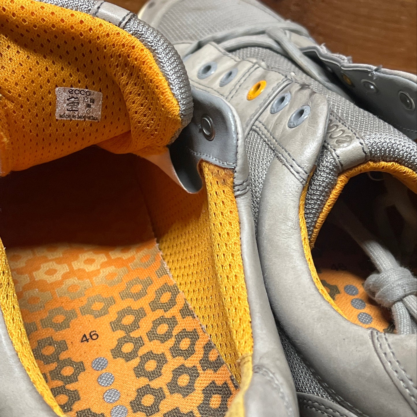 Men’s Ecco Street Premier Cleat-less Golf Shoe 46EU • Grey/Fanta •Mesh/Leather