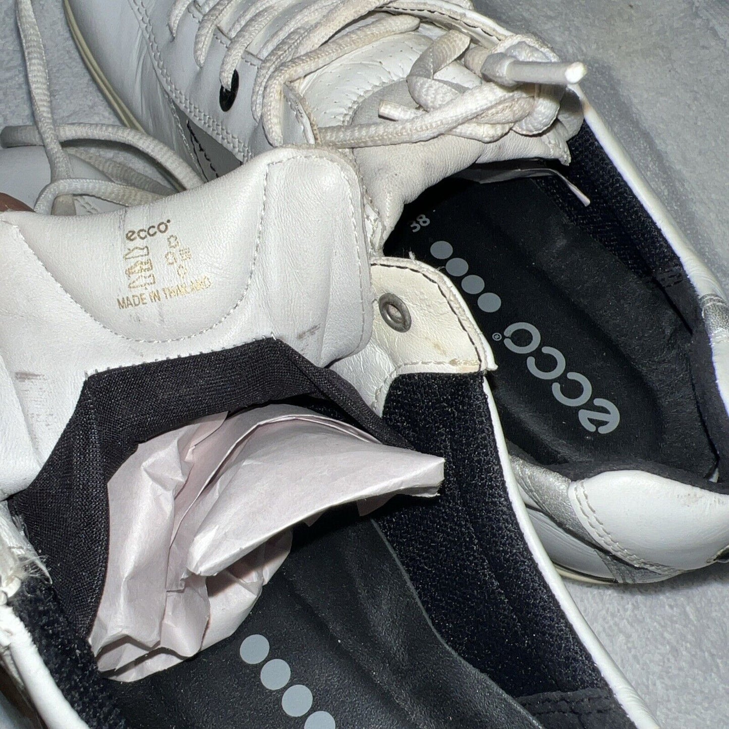 Women’s Ecco Spiked Golf Shoe 38EU  White/Silver Gortex Leather