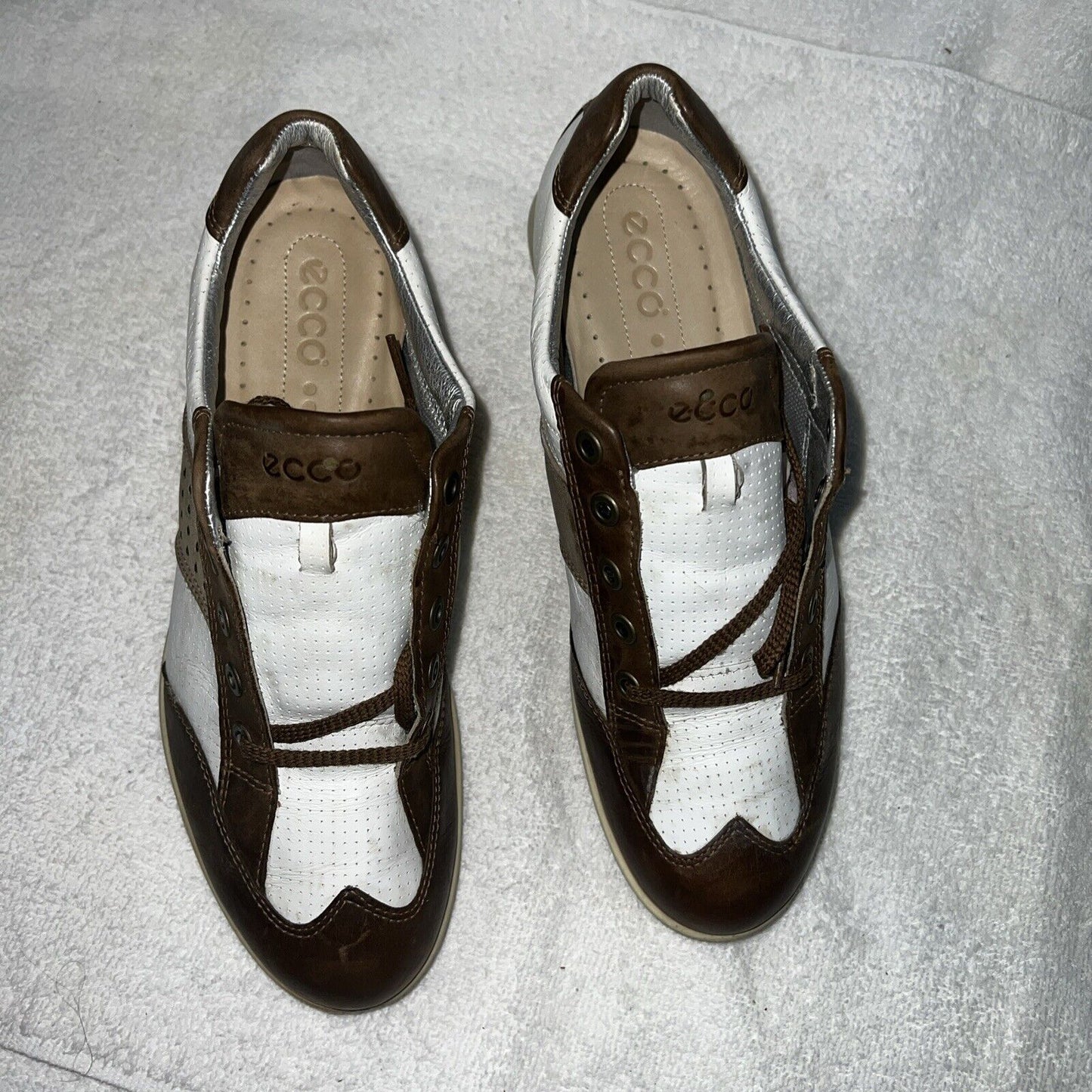 Women’s Ecco Wingtip Spikeless Golf Shoe 38EU  White/Brown/Metallic Leather