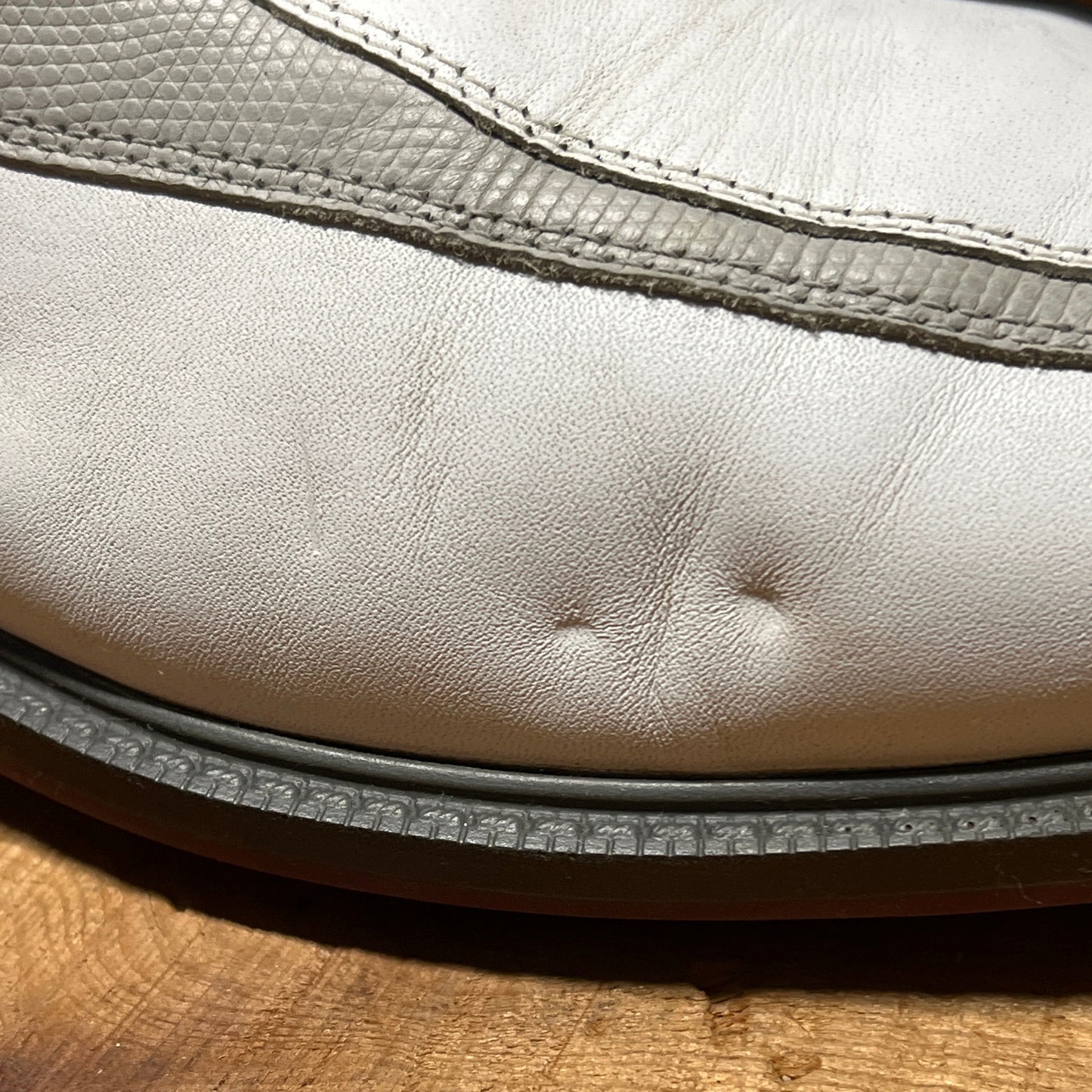 Men’s Ecco Cleat-less Golf Shoe 44EU •Whit/Grey/Black • Hydromax Leather