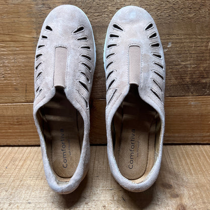 Comfortiva by SoftSpots Women’s •Tinsley•  Comfort Slip-on 8W Beige Suede leather