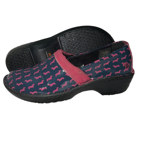 Women’s Lila Non-slip Clog by SureGrip 7M Pink Dachshunds Patent