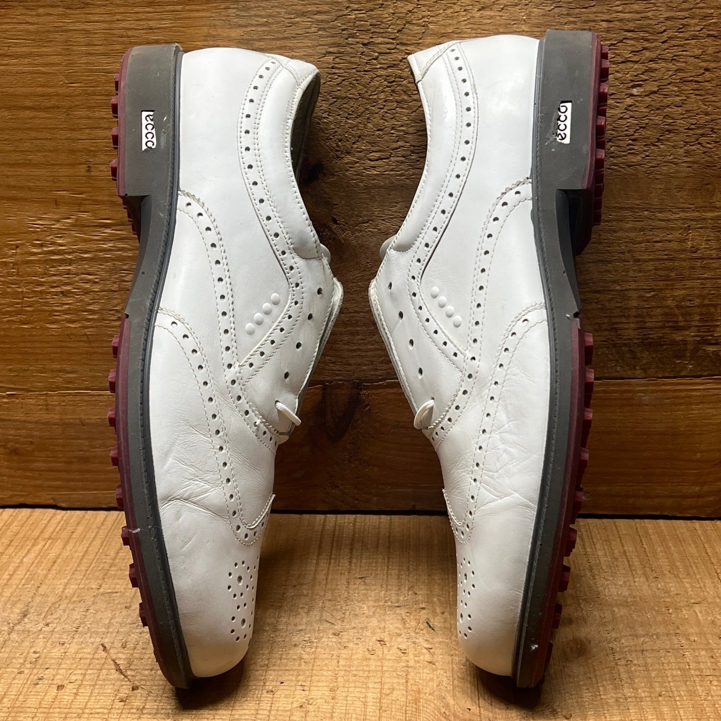 Men’s Ecco Wingtip Cleat-less Golf Shoe 46EU • White Hydromax Leather