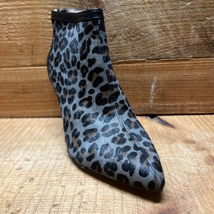 ADRIENNE VITTADINI Women's  •Nyla• 6M Ankle Bootie Flint-grey/Black  Pony Fur-Leather