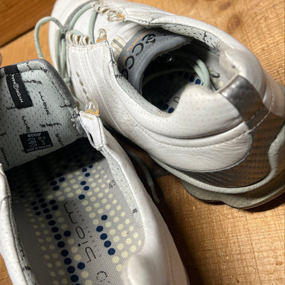 Men’s Ecco Biom Cleated Golf Shoe  43EU •White/Grey• Hydromax Yak Leather