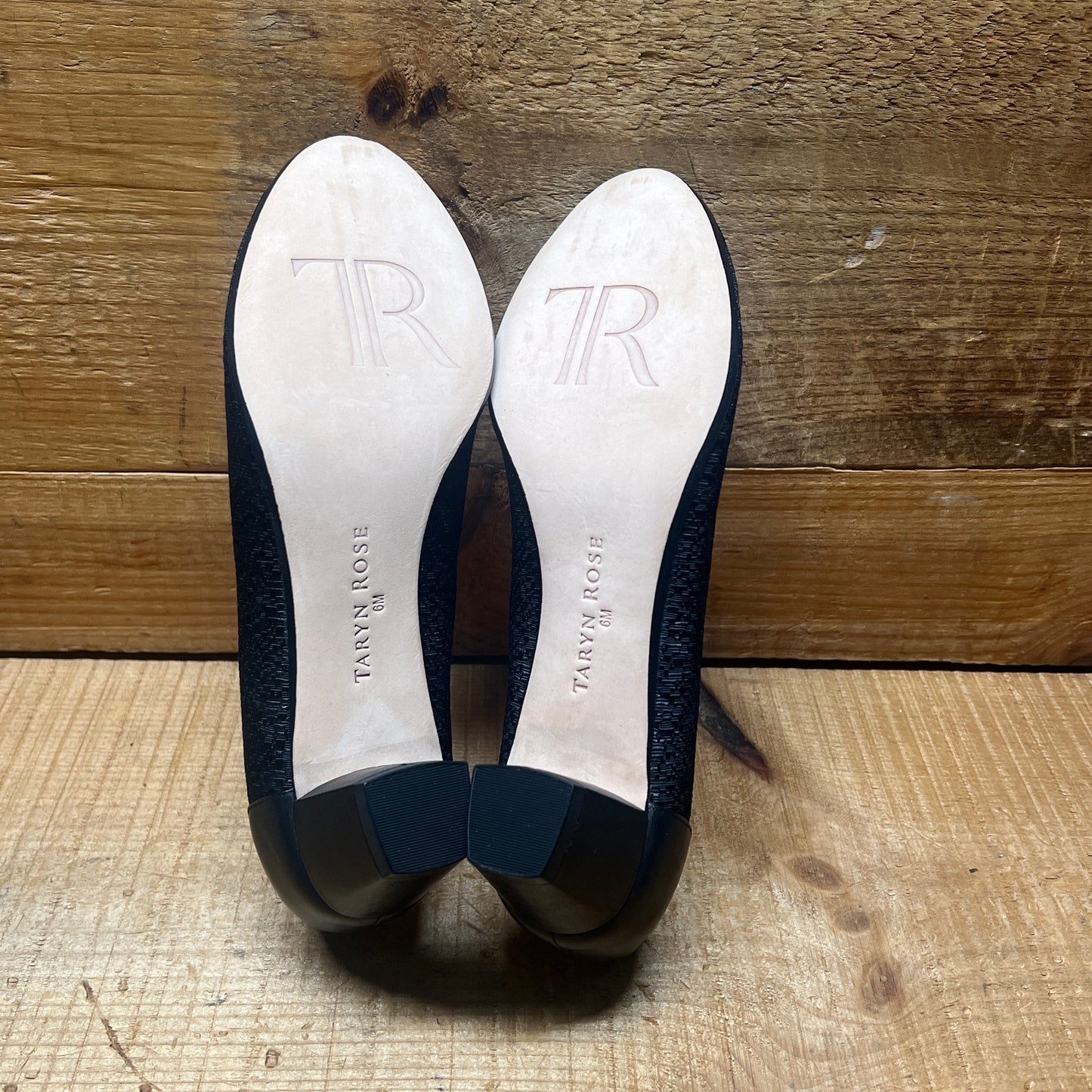 Taryn Rose • Fiona •Slip on  Pump 6M  Black Textured Fabric/Leather