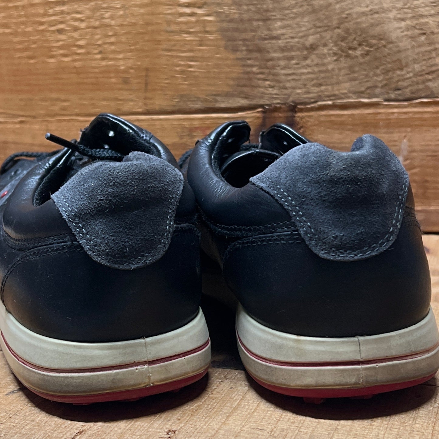 Men’s Ecco Street Premier Cleat-less Golf Shoe 46EU • Black/Red • Leather