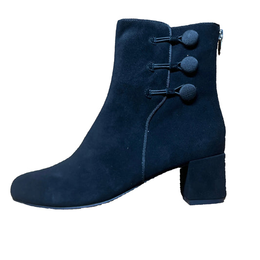 ADRIENNE VITTADINI Women's  •Laretta• Black Suede Leather Ankle  Bootie 6M