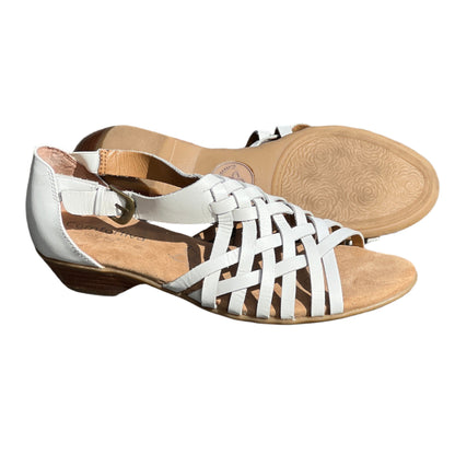 Comfortiva Women's •Rita• Huarache 8M White  leather