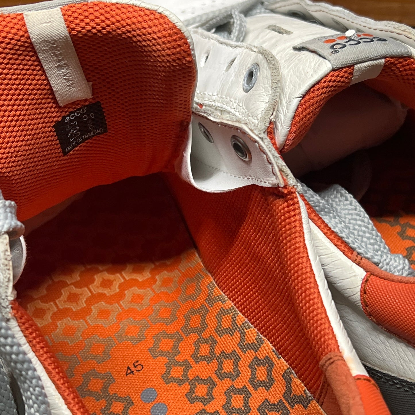 Men’s Ecco  Premier Cleat-less Golf Shoe 45EU •White/ Grey/Fanta• Hydromax  Leather