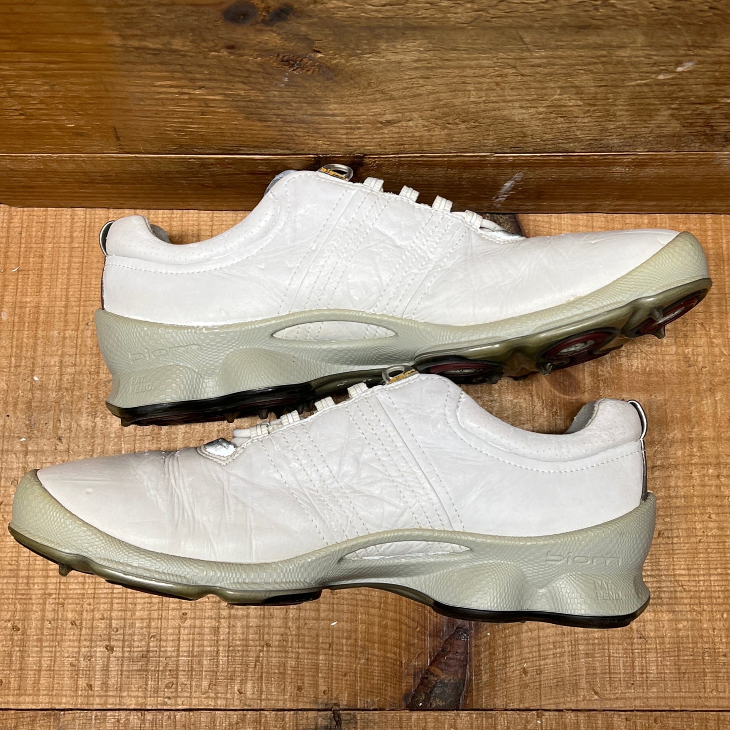 Men’s Ecco Biom Cleated Golf Shoe  42EU •White/Grey• Hydromax Yak Leather