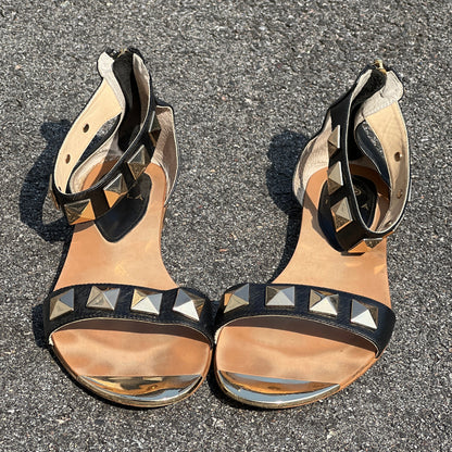Isola Women's •Adette•  Studded Sandal 9M Black Leather