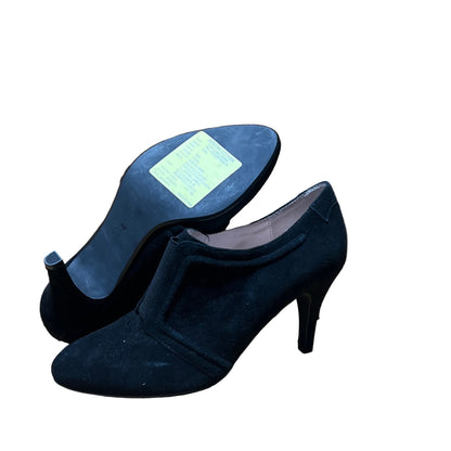 Taryn by Taryn Rose •Tryna•Gored-vamp Pump 6M  Black Kid Suede Leather