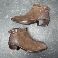 Woman’s Sofft Bootie 6M Brown Suede Leather