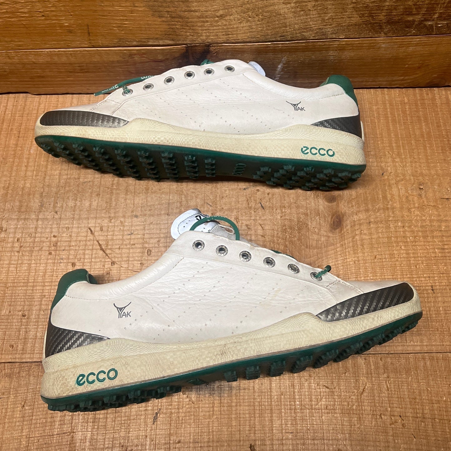 Men’s Ecco  Biom Cleat-less Golf Shoe 46EU •White/Green• Hydromax  Yak Leather