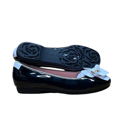 Taryn Rose • Berndt •Slip on 6M  Black/White Patent Leather