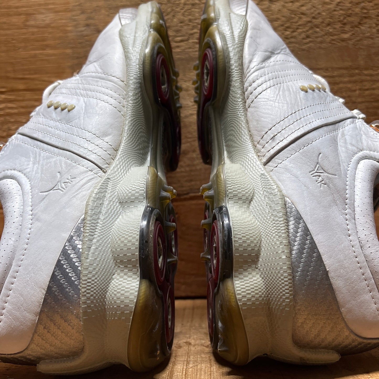 Men’s Ecco Biom Cleated Golf Shoe  42EU •White/Grey• Hydromax Yak Leather