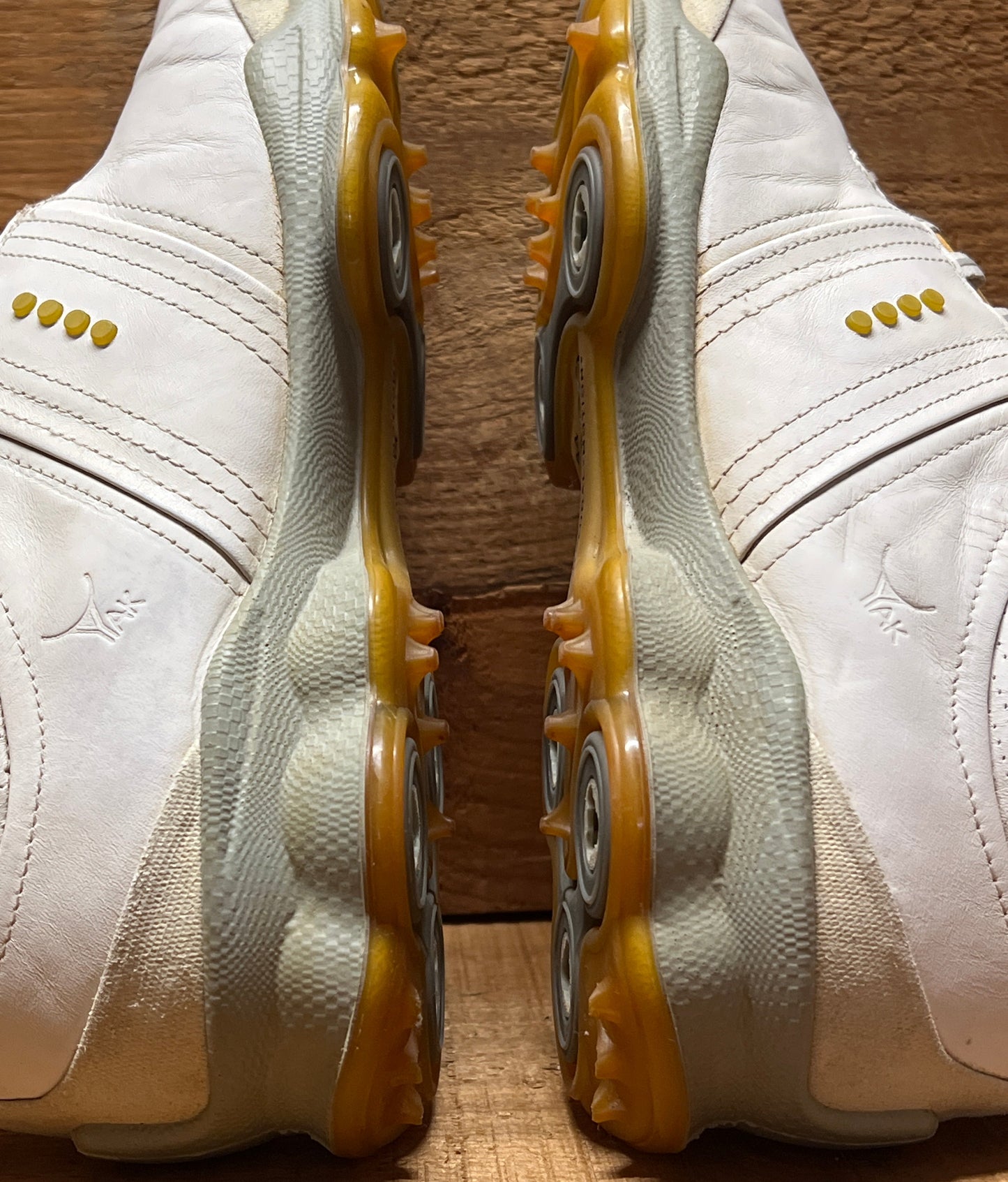 Men’s Ecco Biom Cleated Golf Shoe  44EU •White/Grey/Citron• Hydromax Yak Leather