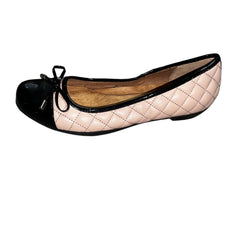 SOFTSPOTS Women's •PANOLA• Quilted Cap-toe Flat