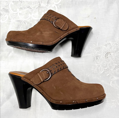 Woman’s Leather Clog by Sofft 8.5M Brown Nubuck