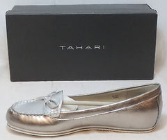 TAHARI Women's Sadie Boat Shoe - Silver Leather - Sz 6.5M - MSRP $98 - ShooDog.com