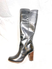 Neiman Marcus Women's • Avelle • Knee-hi Boot - Black Leather 6M