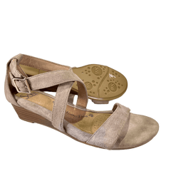 SOFFT Women's "Innis"  Wedge Sandal - size 6M